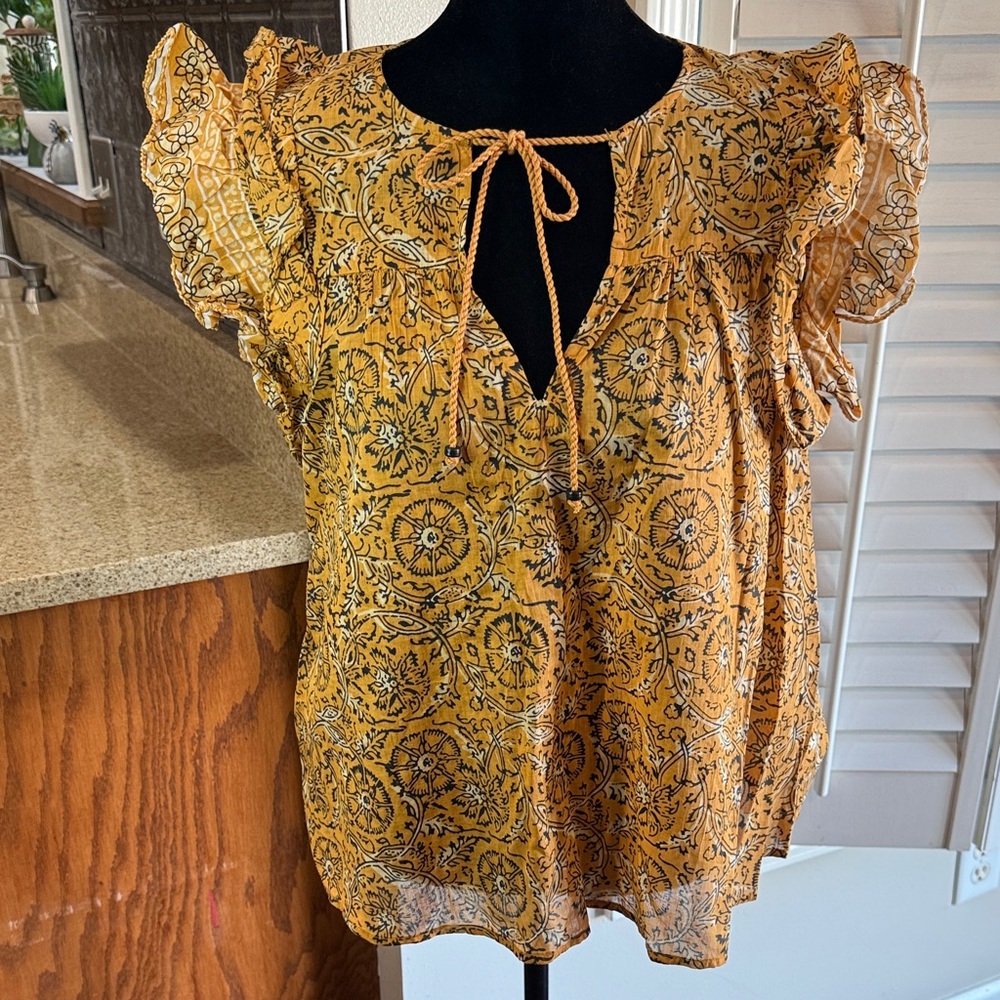 House of Harlow 1960 Yellow Patterned Blouse